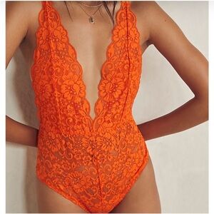 NWT Revolve x We Are HAH Comin In HAHt Lace Bodysuit Burnt Orange Small